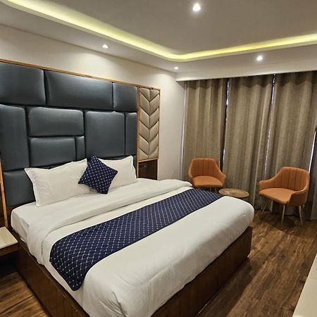 Mountain Zest- Simla Royale Near Mall Road Free Pickup From Railway Station Simla Екстер'єр фото