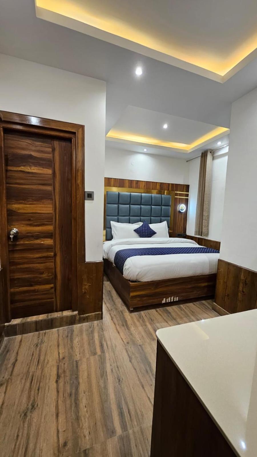 Mountain Zest- Simla Royale Near Mall Road Free Pickup From Railway Station Simla Екстер'єр фото