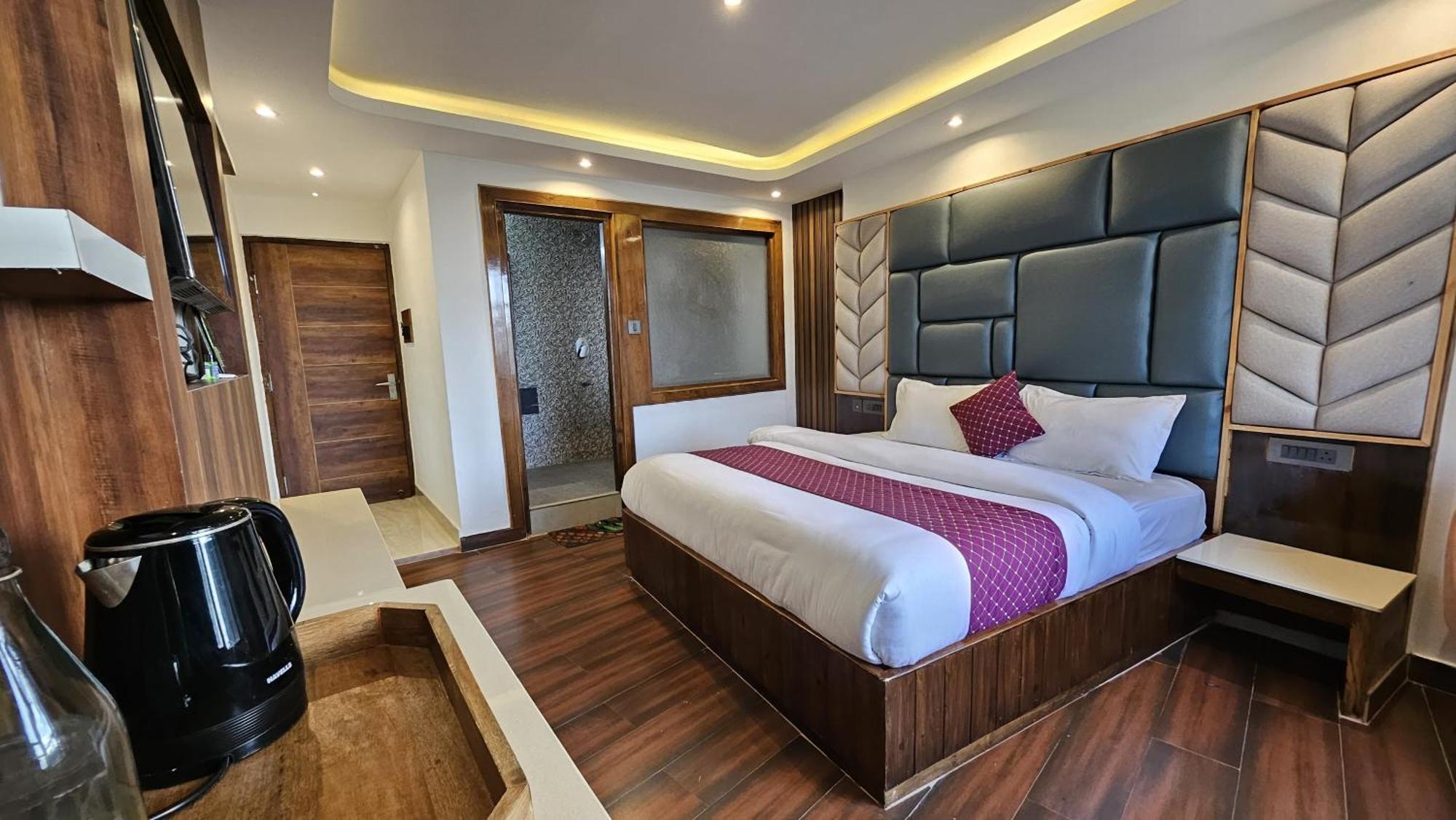 Mountain Zest- Simla Royale Near Mall Road Free Pickup From Railway Station Simla Екстер'єр фото